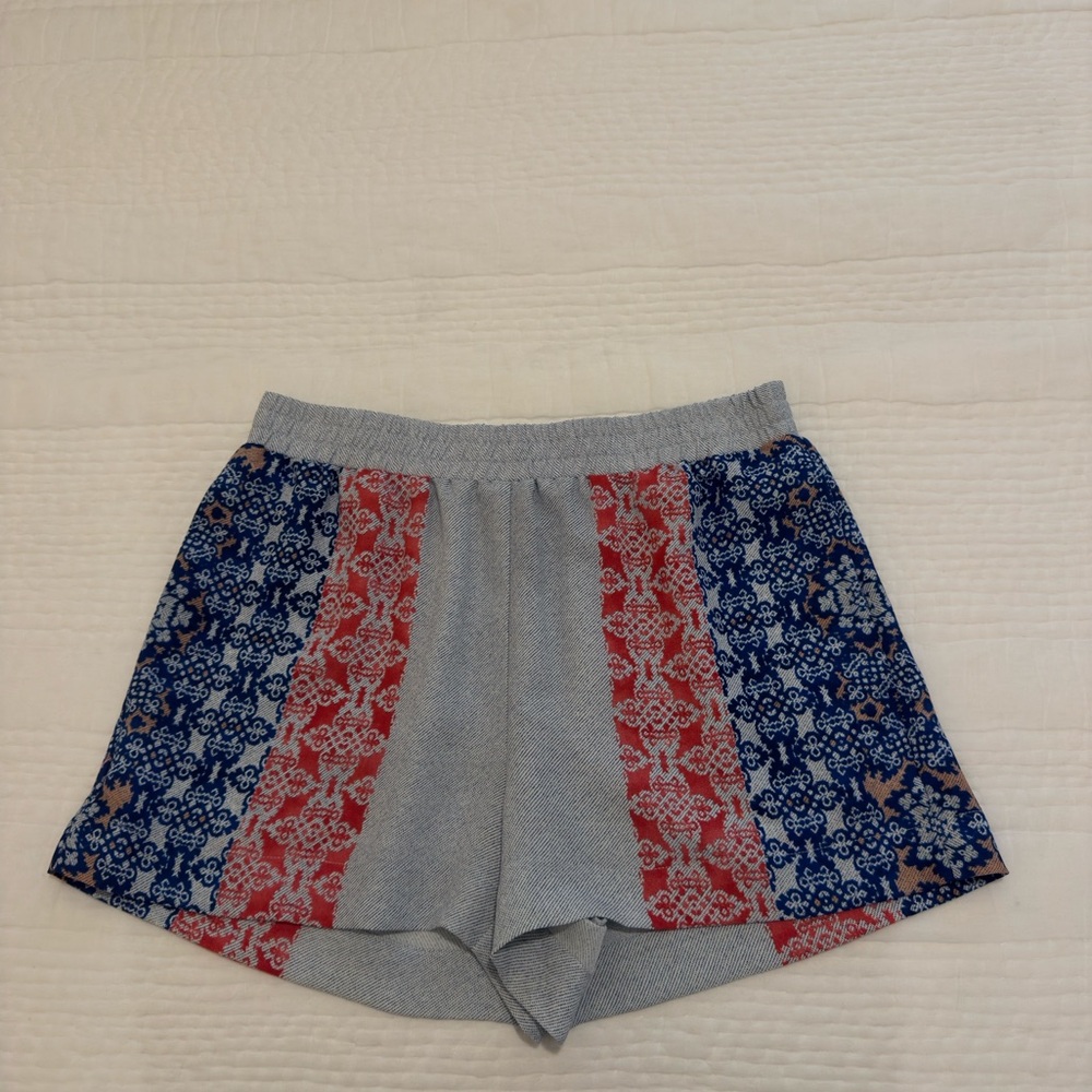 BCBGMaxAzria Blue and Red Patterned Shorts